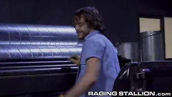 Hunk Construction Workers Fuck Good After Work - RagingStallion
