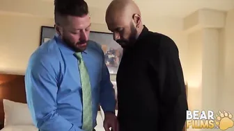 BEARFILMS Bottom Hugh Hunter Bred Raw By Black Saul Leinard