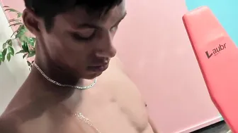 Exclusive Handjob Casting - Gypsy Akon