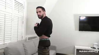 Maskurbate - A Little Surprise From Hunky Zack Lemec