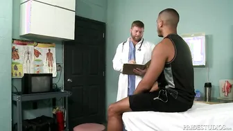 MenOver30 Beefcake Doctor gives Hung Hunk Rectal Exam!