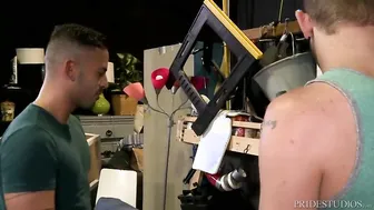 Hairy Big Dick Boys Have Makeup Sex With Irish Stranger!!
