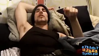 Inked thug Chain masturbates all the way until he cums hard