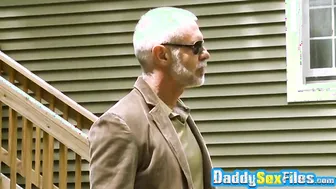 Sloppy blowjobs after peeing time with muscular mature guys