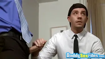 Seth Roberts fucks two muscle daddies after sloppy blowjobs