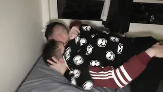 St8 Chav dose It BB For Cash Got a FIT Dick on him as well