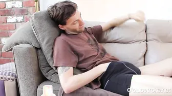 Skinny Straight Guy Devon Masturbating