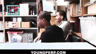 Hung Black Mall Cop With Massive Cock Bangs Two Twinks - YOUNGPERP.COM