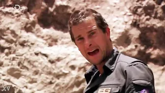 BEAR GRYLLS Naked